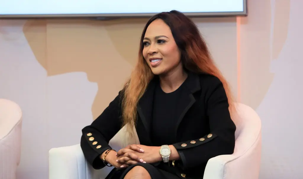 Rooted in Botswana, Blooming in Milan: Mooki Cheers from Botswana’s Corner